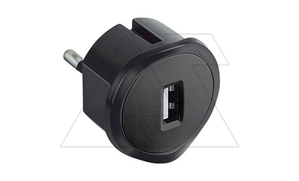Купить Компактное зарядное устройство USB Type A, 230V, 1,5А, 5 Вт, черный фото