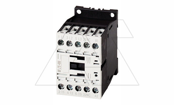 Купить Контактор DILM15-01-EA(230V50HZ,240V60HZ), 3P, 15.5A/(20A по AC-1), 7.5kW(400VAC), 230V50Hz/240V60Hz, 1NC фото