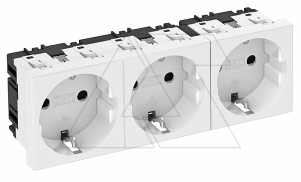 Купить Розетка SKS-D0 RW3, 3х2P+E нем. ст., 16А, 250V ~, 0°, пруж. зажимы, защ. шторки, белый, поликарбонат фото