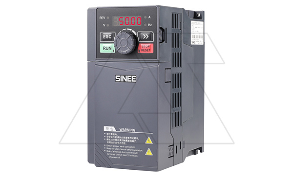 Купить Преобразователь частоты EM730-1R5-2B, 1ф вход/3ф выход, 230VAC, 1.5kW, 8.0/8.5A, ЭМС C3, IP20, корп.A1 фото
