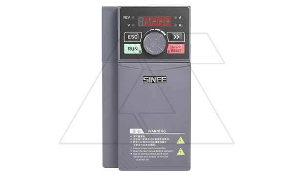 Купить Преобразователь частоты EM730-7R5-3B, 400VAC, 7.5kW, 17/20.5A, ЭМС C3, IP20, корп.A2 фото