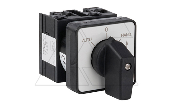 Купить Переключатель UKT0-2-15907/E, 20A, тип AUTO-0-HAND←START (45°), на дверь, фронт IP65 фото