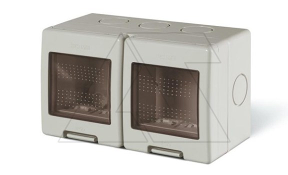 Корпус настенного монтажа 2+2M, 137x82x66mm, IP55, UNIBOX фото