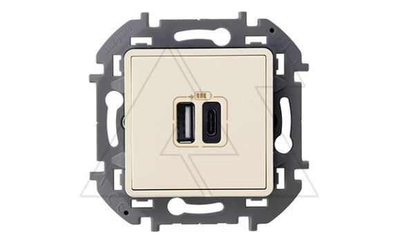Inspiria - Зарядное устройство с двумя USB-разъемами Type A + Type C, 3000mA, 5В (сл.кость) фото