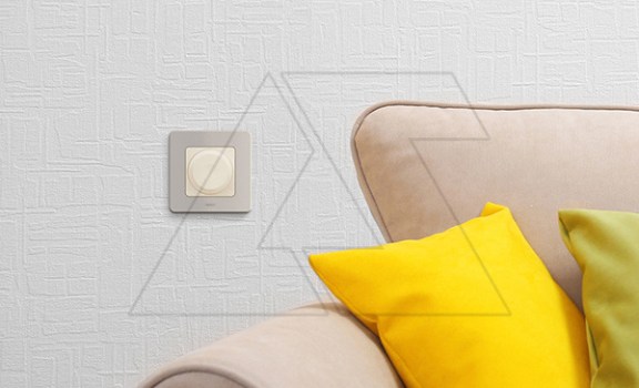 Inspiria - Светорегулятор поворотно-нажимной универсальный, 5–75 Вт для LED-ламп, 5–300 Вт для ламп накаливания (сл.кость) Legrand даташит схема