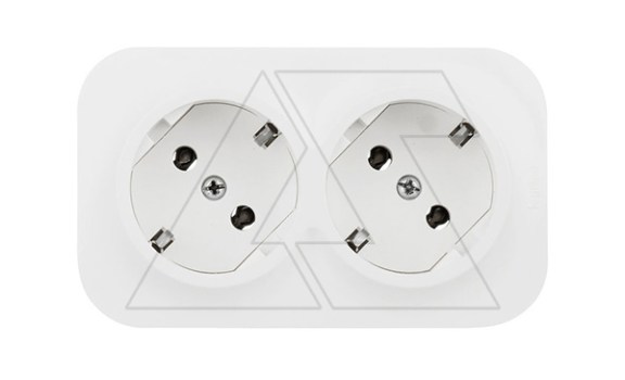 Quteo - Розетка двойная 2x2P+E, накладной монтаж, защ. шторки, винт. зажимы, со смещением контактов 45°, белая фото